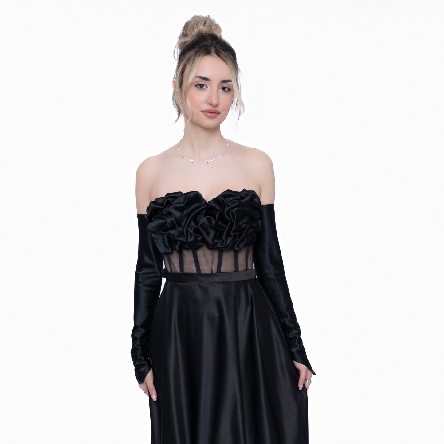 Rochie Neagră Accent Set: Corset & Fustă lungă & mănusi