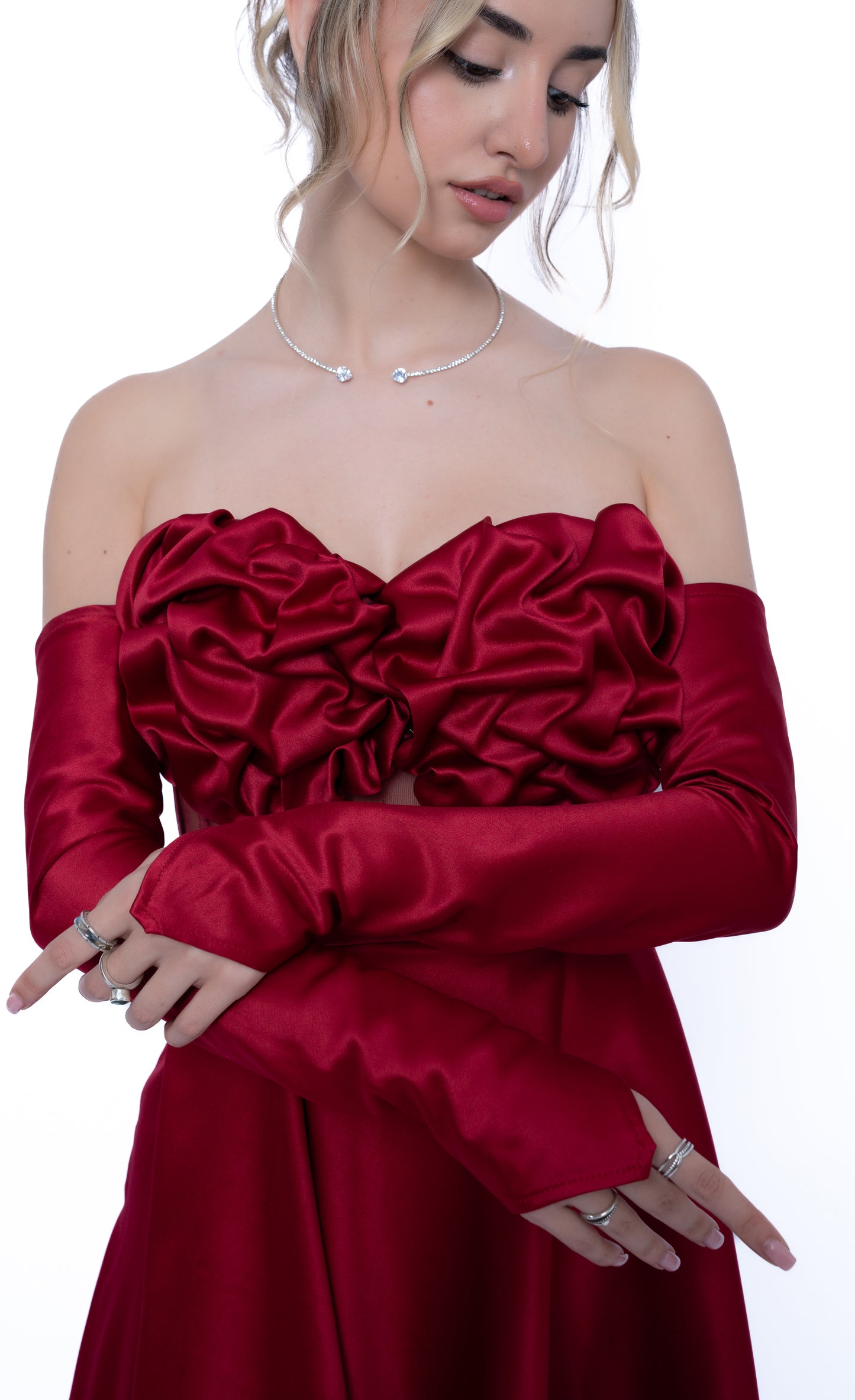 Rochie Burgundi Accent Set: Corset & Fustă cu trenă & manusi