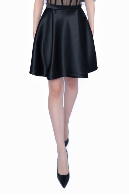 Fustă mini de culoare neagra LILA, design modular din taftă premium.
