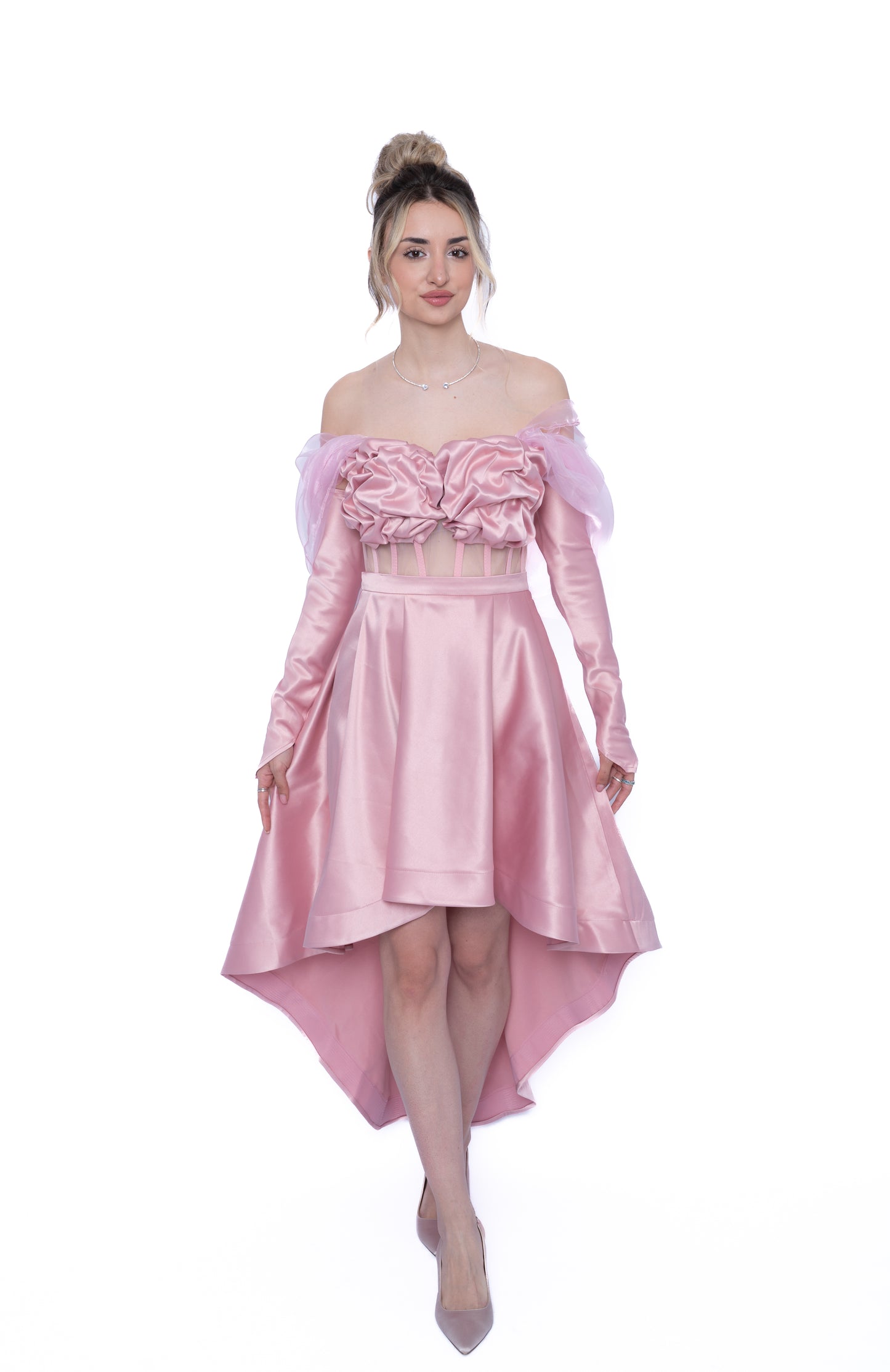 Mănuși lungi din tafta premium roz pudrat, accesoriu elegant de seară creat de LILA.