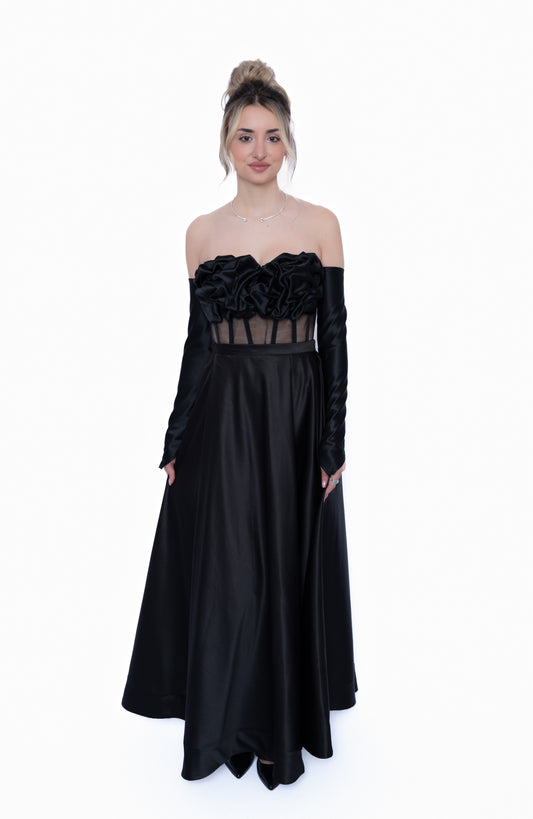 rochie neagra cu manusi corset si fusta lunga 